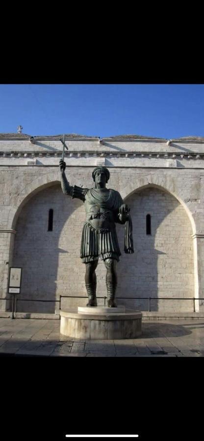 Cd Romanello Барлетта Екстер'єр фото