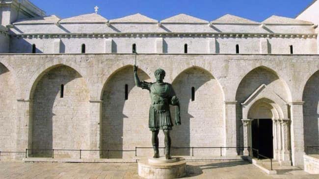 Cd Romanello Барлетта Екстер'єр фото